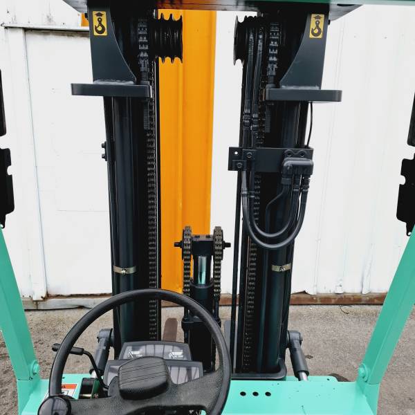 chariot_mitsubishi_fg25-23018
