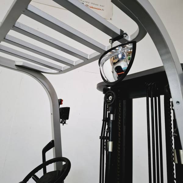 chariot élévateur électrique 2T5 Baoli KBE25 8