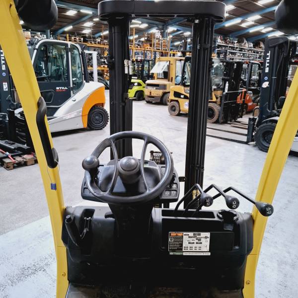 Chariot élévateur gaz 1T6 HYSTER H1.6FT 5