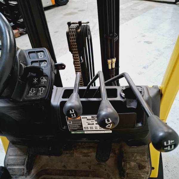 Chariot élévateur gaz 1T6 HYSTER H1.6FT 6