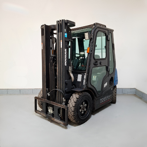 Chariot diesel occasion DOOSAN D25NXP