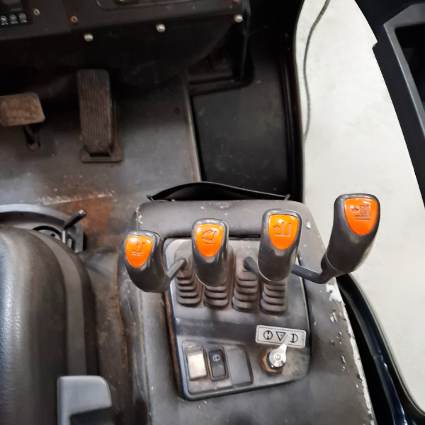 Chariot diesel occasion DOOSAN D25NXP
