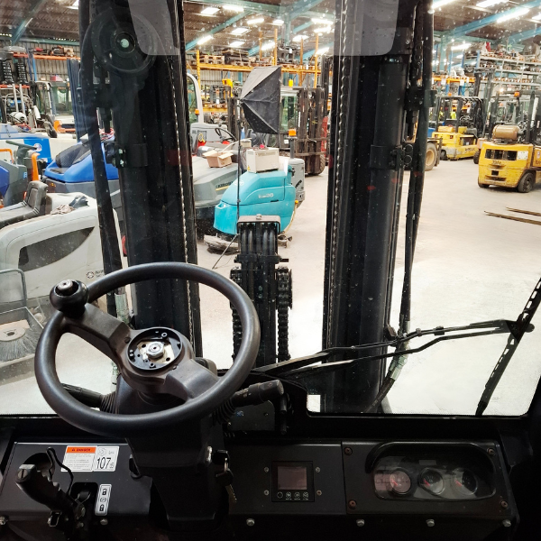 Chariot diesel occasion DOOSAN D25NXP