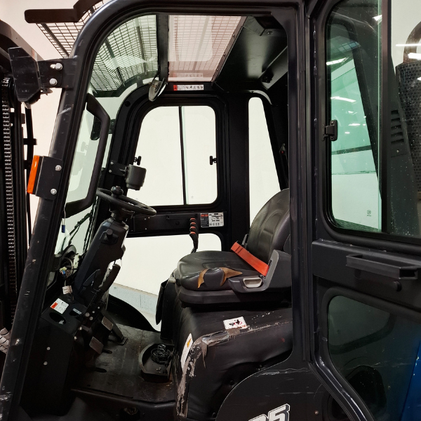 Chariot diesel occasion DOOSAN D25NXP