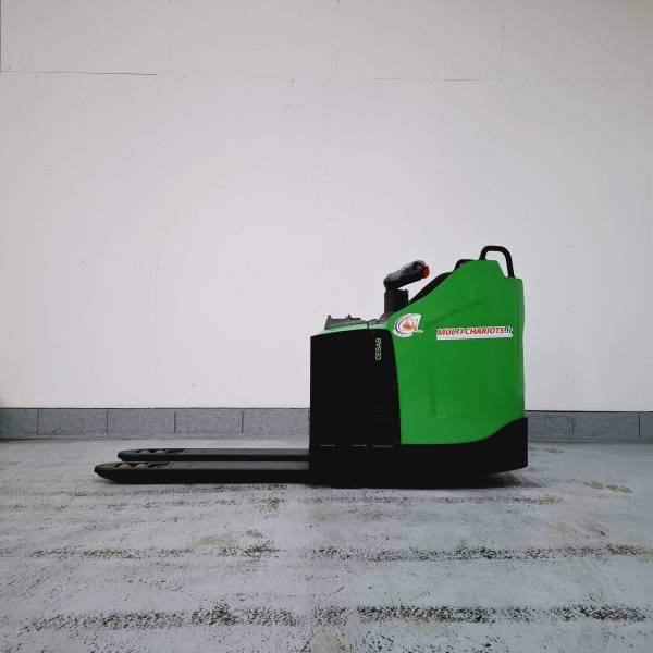 Transpalette autoporté CESAB P322 3