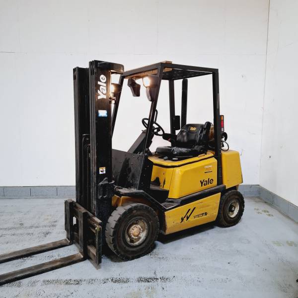 Chariot gaz YALE GLP25TF 