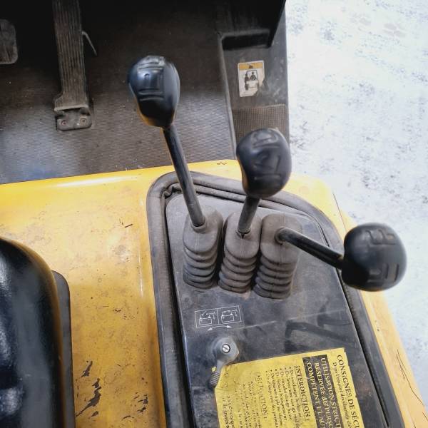 Chariot gaz YALE GLP25TF 6