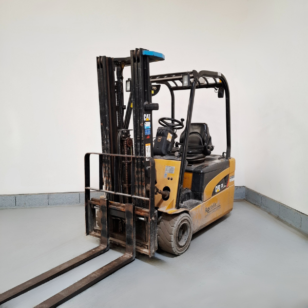 Chariot électrique occasion Caterpillar EP20NT