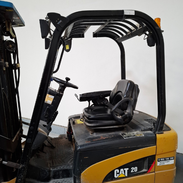 Chariot électrique occasion Caterpillar EP20NT