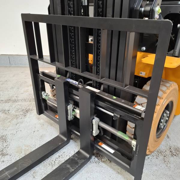 Chariot élévateur lithium HANGCHA XE20Ci