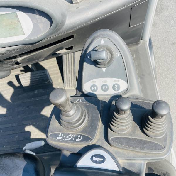 chariot-elevateur-gaz-still-rx70-18-17622-4